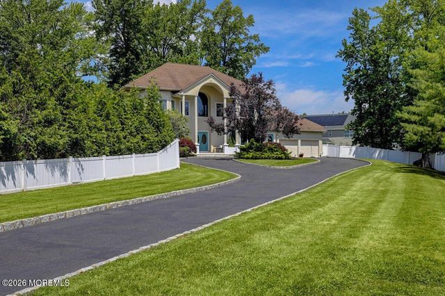 376 Morristown Road, Matawan, NJ 07747