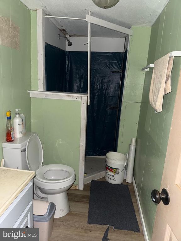 Image 10 of property listing at 42 HESS LN, White Haven, PA 18661