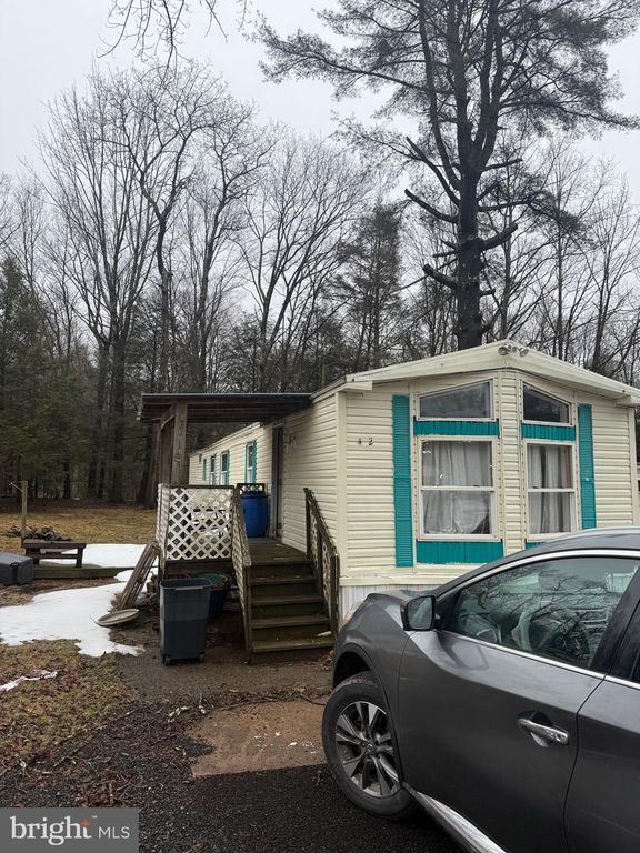 Image 3 of property listing at 42 HESS LN, White Haven, PA 18661
