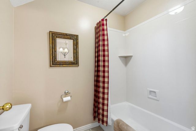 2114 W SURREY CIR, Taylorsville, UT 84129