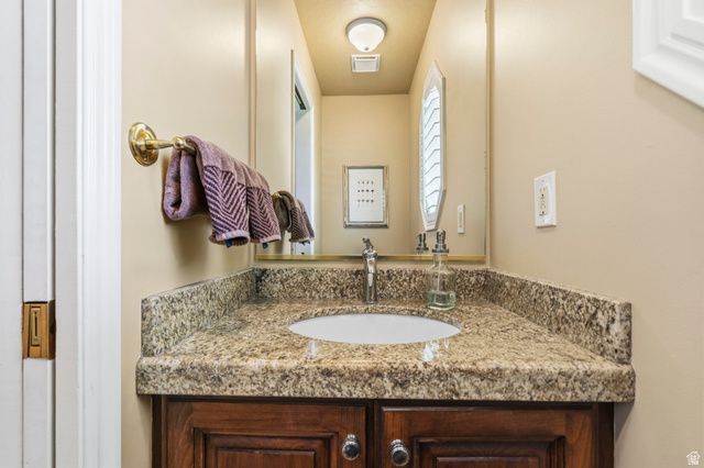2114 W SURREY CIR, Taylorsville, UT 84129