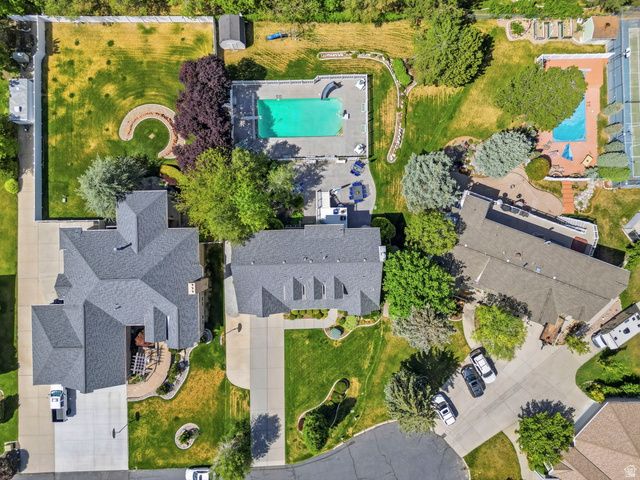 2114 W SURREY CIR, Taylorsville, UT 84129