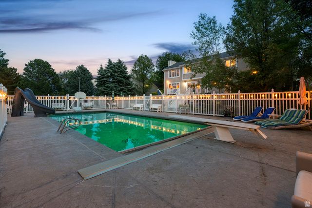 2114 W SURREY CIR, Taylorsville, UT 84129