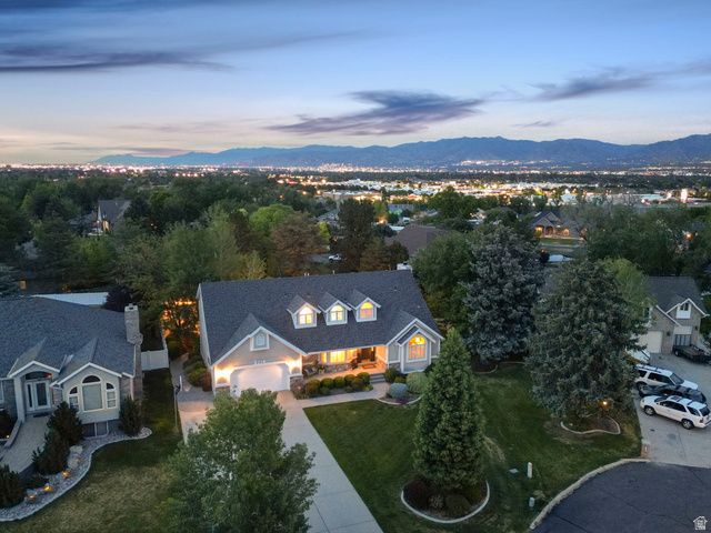 2114 W SURREY CIR, Taylorsville, UT 84129