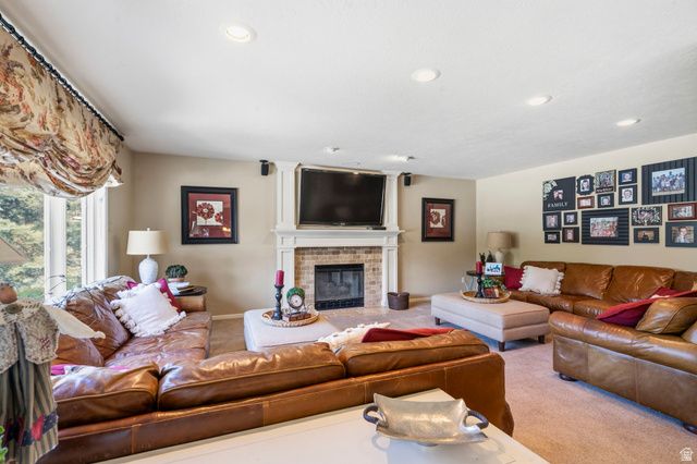 2114 W SURREY CIR, Taylorsville, UT 84129