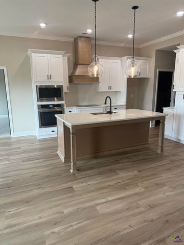 434 Burlington Drive, Macon, GA 31052