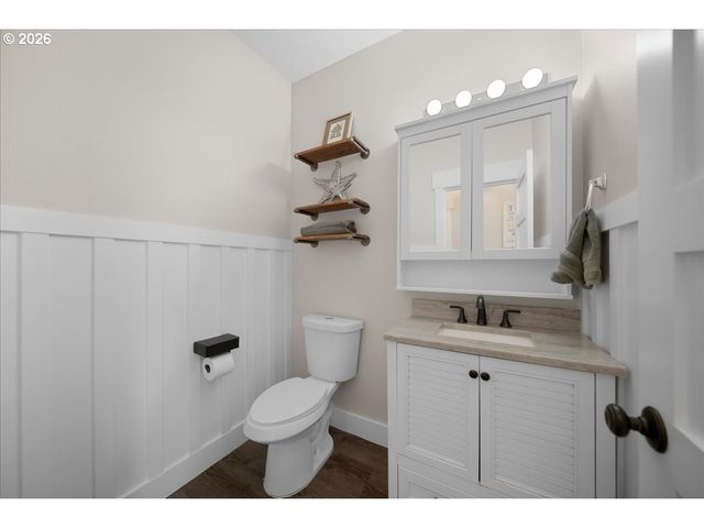 20152 CHANTICLEER Pl, Oregon City, OR 97045