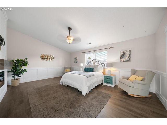 20152 CHANTICLEER Pl, Oregon City, OR 97045