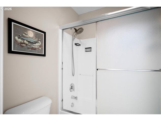 20152 CHANTICLEER Pl, Oregon City, OR 97045