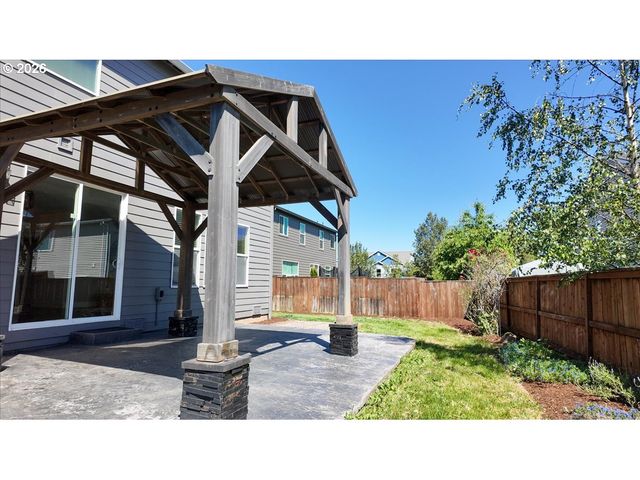 20152 CHANTICLEER Pl, Oregon City, OR 97045