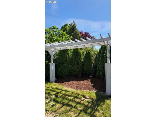20152 CHANTICLEER Pl, Oregon City, OR 97045