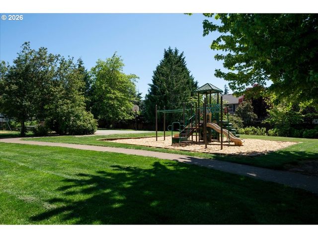 20152 CHANTICLEER Pl, Oregon City, OR 97045