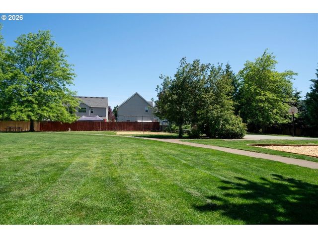 20152 CHANTICLEER Pl, Oregon City, OR 97045