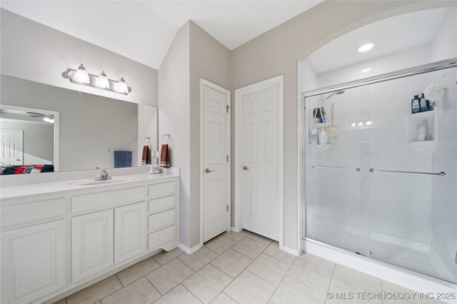 14220 S Vandalia Avenue, Bixby, OK 74008