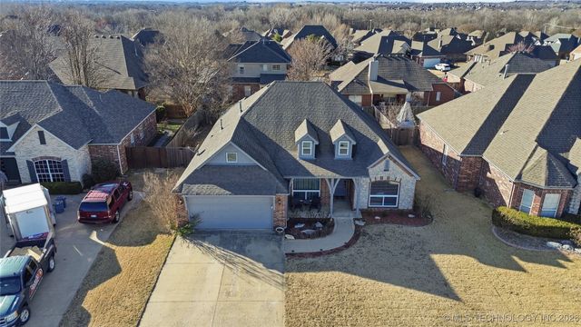 14220 S Vandalia Avenue, Bixby, OK 74008