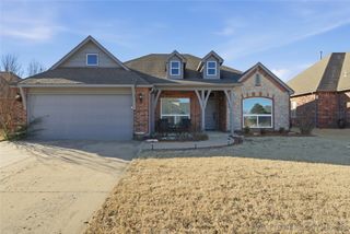 14220 S Vandalia Avenue, Bixby, OK 74008