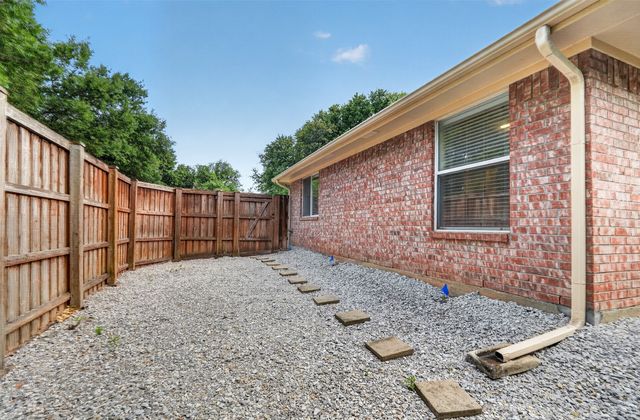 6864 Bushnell Drive, Plano, TX 75024