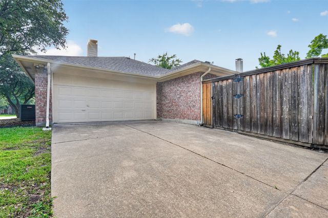 6864 Bushnell Drive, Plano, TX 75024