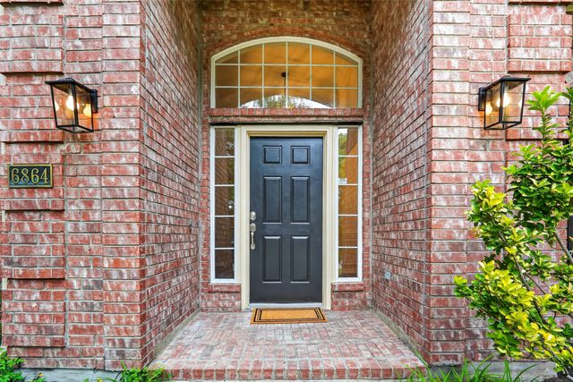6864 Bushnell Drive, Plano, TX 75024