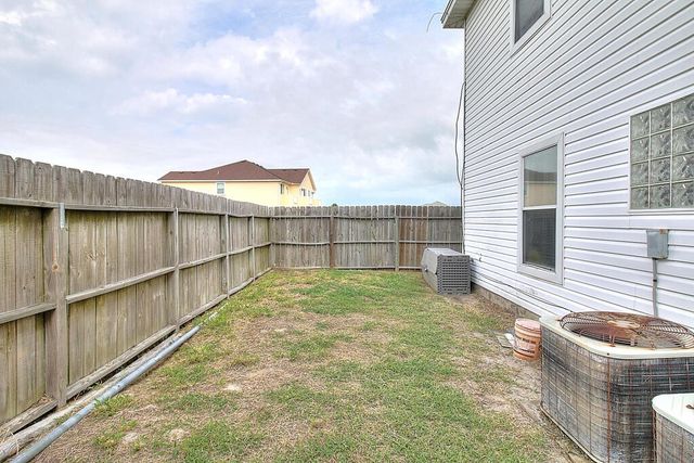 13986 Fortuna Bay Dr C, Corpus Christi, TX 78418