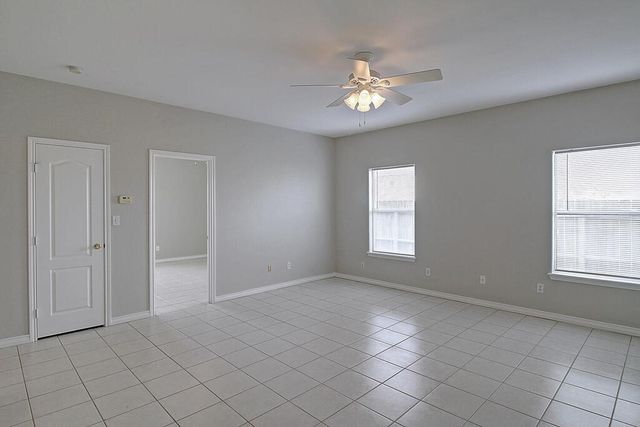 13986 Fortuna Bay Dr C, Corpus Christi, TX 78418