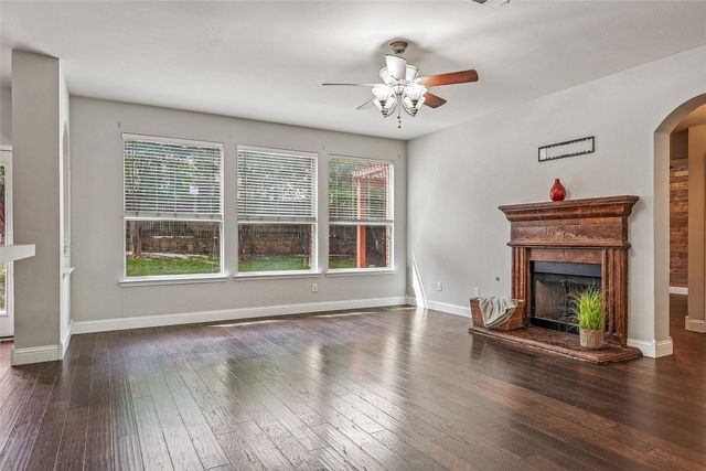 6510 Daisy Drive, Arlington, TX 76017