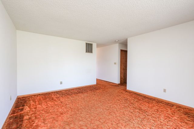 155 E Baker Street, Manteno, IL 60950