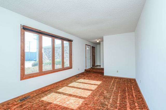 155 E Baker Street, Manteno, IL 60950