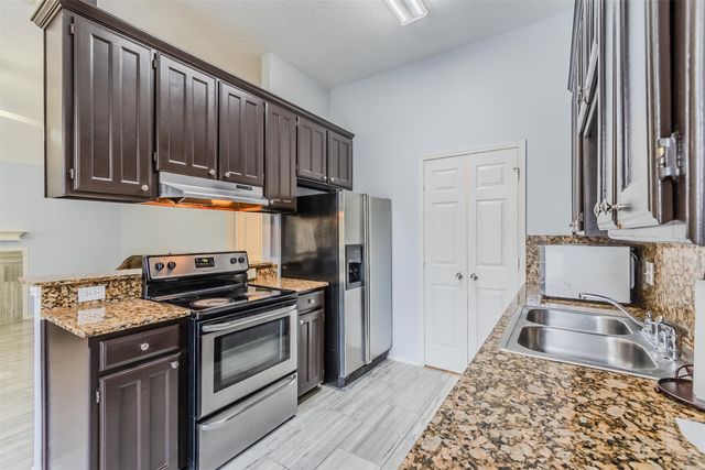 2709 Brittany Drive, Euless, TX 76039
