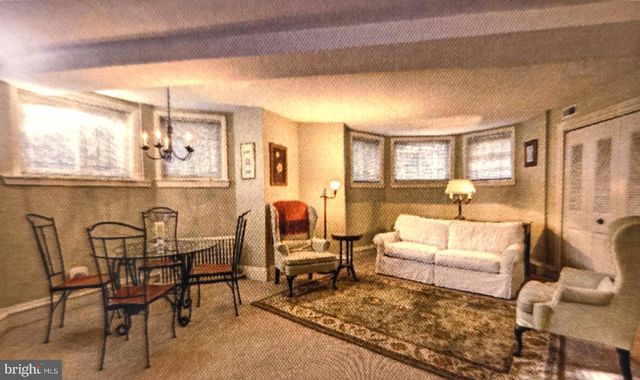 17 LOGAN CIR NW, Washington, DC 20005