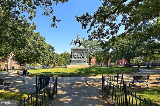 17 LOGAN CIR NW, Washington, DC 20005