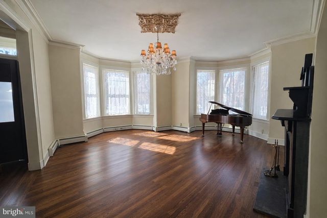 17 LOGAN CIR NW, Washington, DC 20005