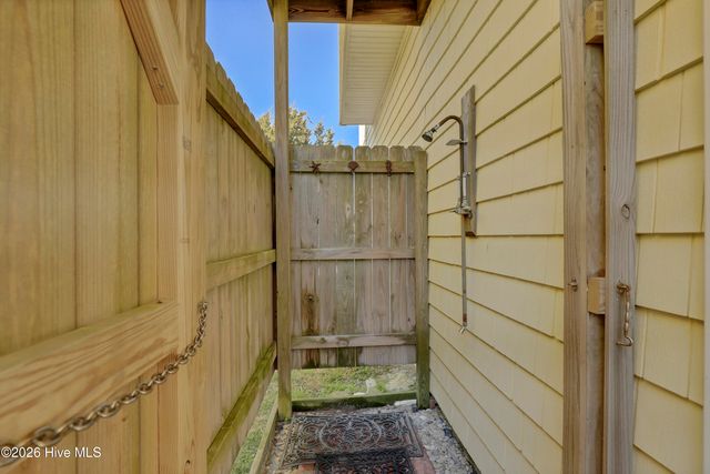 3809 Island Drive, Sneads Ferry, NC 28460