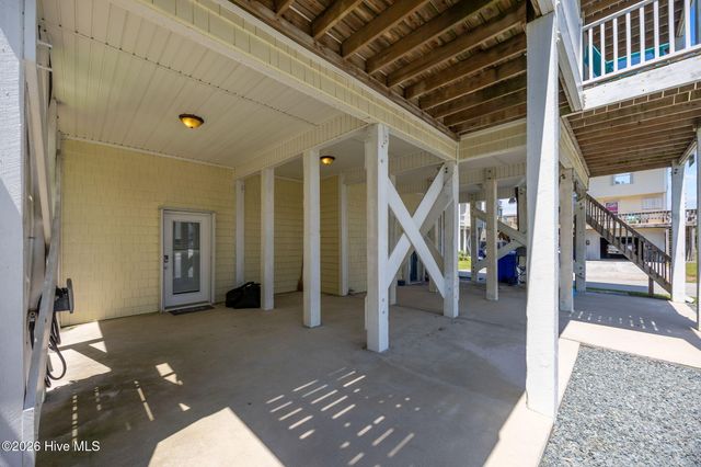 3809 Island Drive, Sneads Ferry, NC 28460