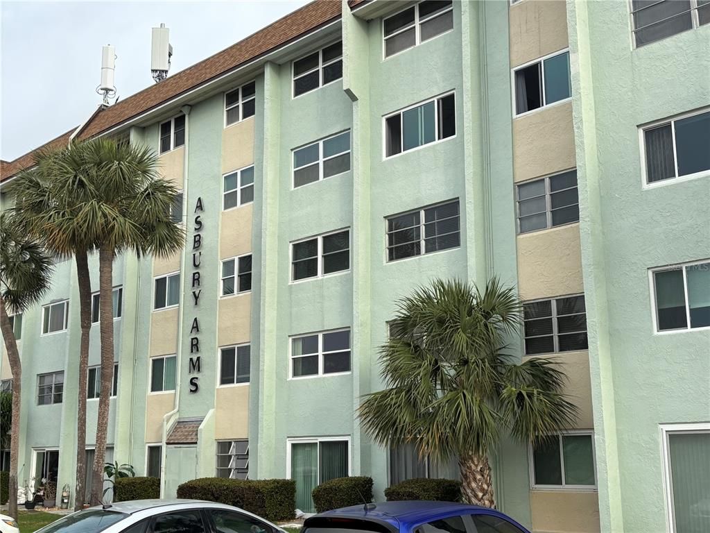 801 83RD AVENUE N 316, St Petersburg, FL 33702
