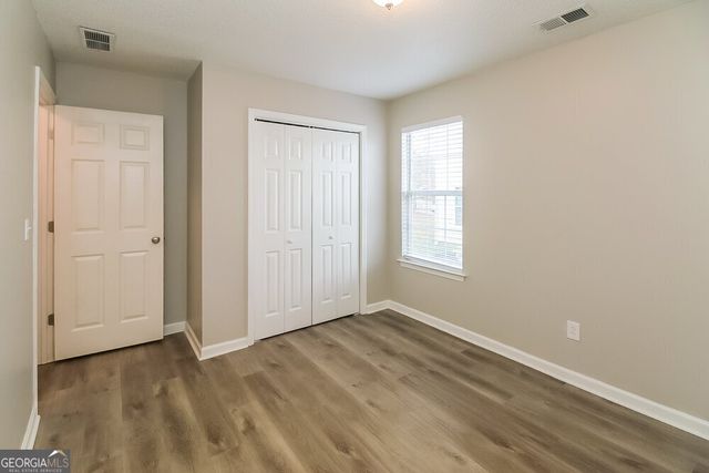 1567 Isleworth Circle, Atlanta, GA 30349