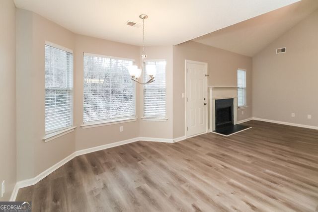 1567 Isleworth Circle, Atlanta, GA 30349