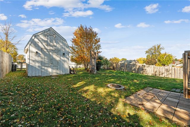 3108 Huxley Lane SW, Cedar Rapids, IA 52404