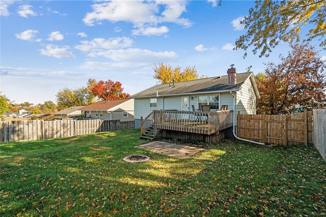 3108 Huxley Lane SW, Cedar Rapids, IA 52404