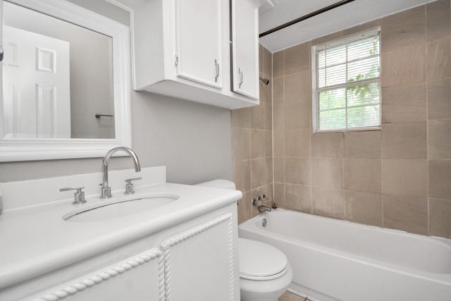 8622 Elbert Street B, Houston, TX 77028