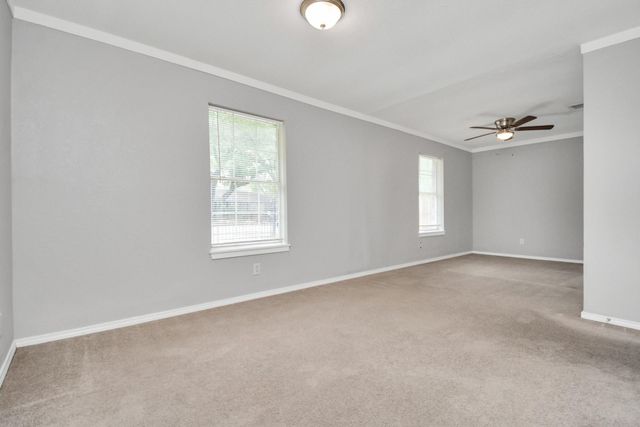 8622 Elbert Street B, Houston, TX 77028
