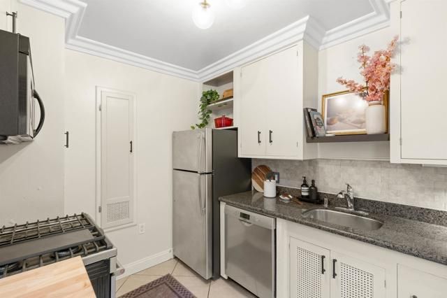 3620 Park Boulevard 8, San Diego, CA 92103