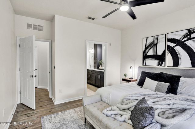 13364 BEACH Boulevard 226, Jacksonville, FL 32224