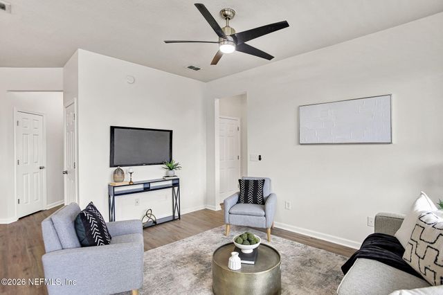 13364 BEACH Boulevard 226, Jacksonville, FL 32224