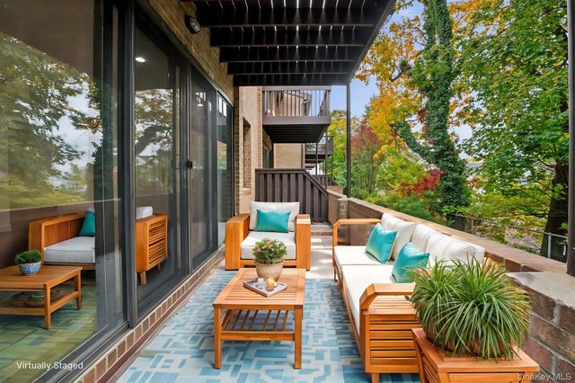 70 Waters Edge 70, Rye, NY 10580