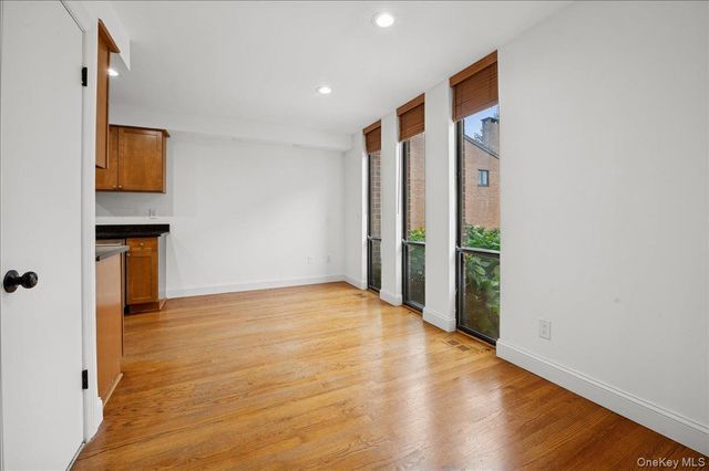 70 Waters Edge 70, Rye, NY 10580