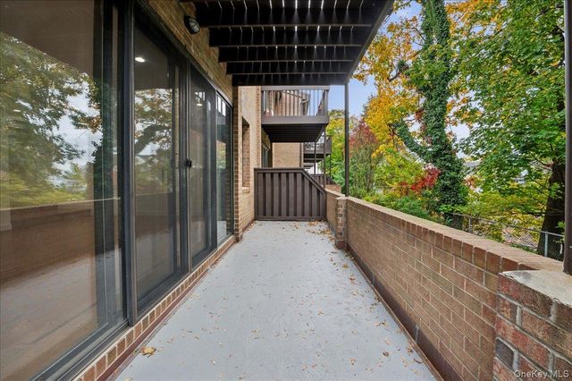 70 Waters Edge 70, Rye, NY 10580