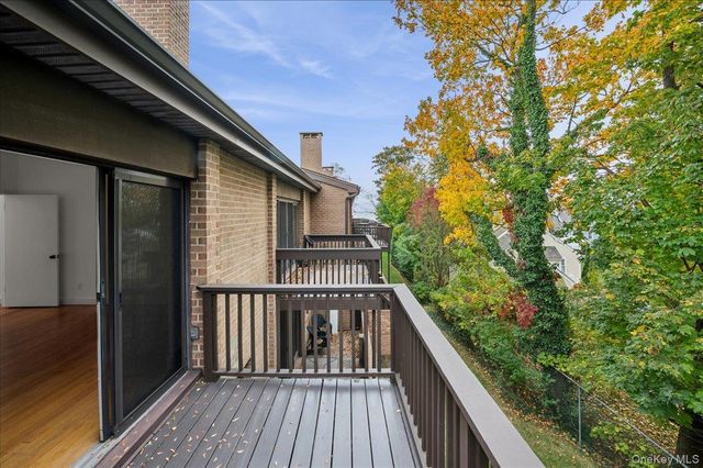 70 Waters Edge 70, Rye, NY 10580