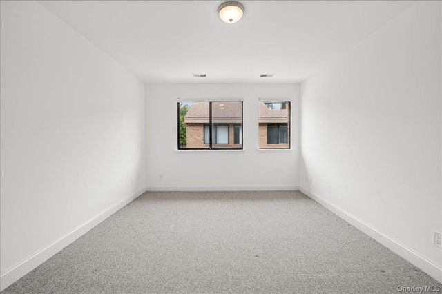 70 Waters Edge 70, Rye, NY 10580