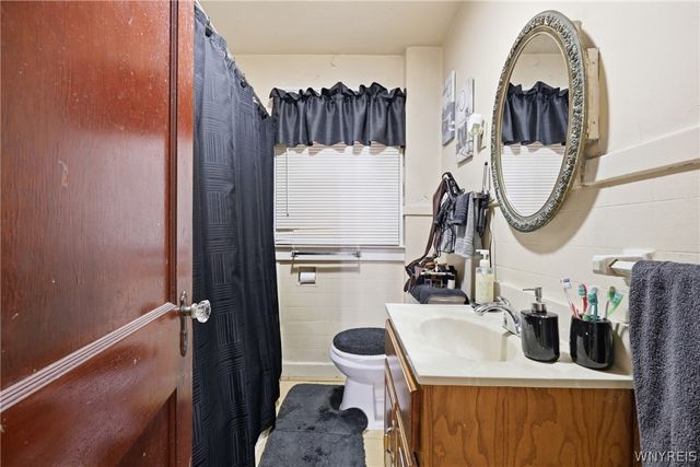 2621 Welch Avenue, Niagara Falls, NY 14303